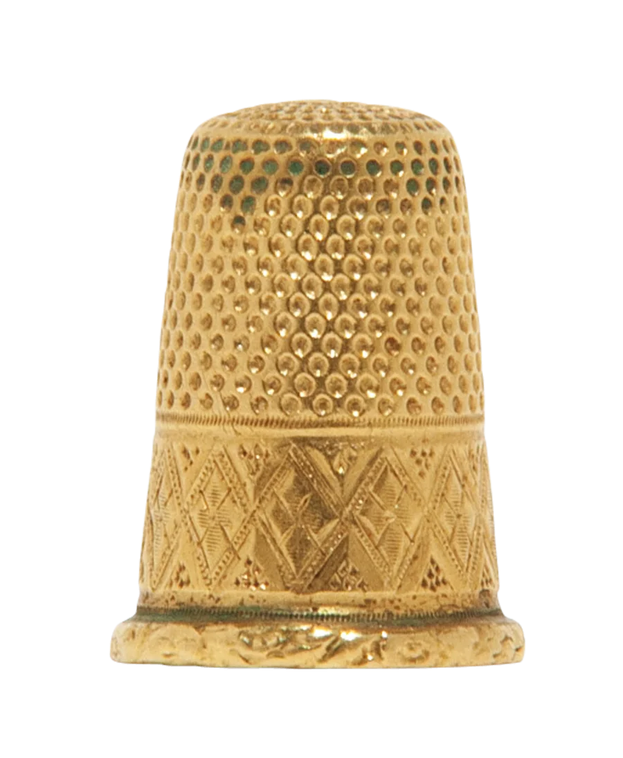 Thimble, shines with all its brilliance being crafted in gold. Thimble, shines with all its brilliance being crafted in gold.