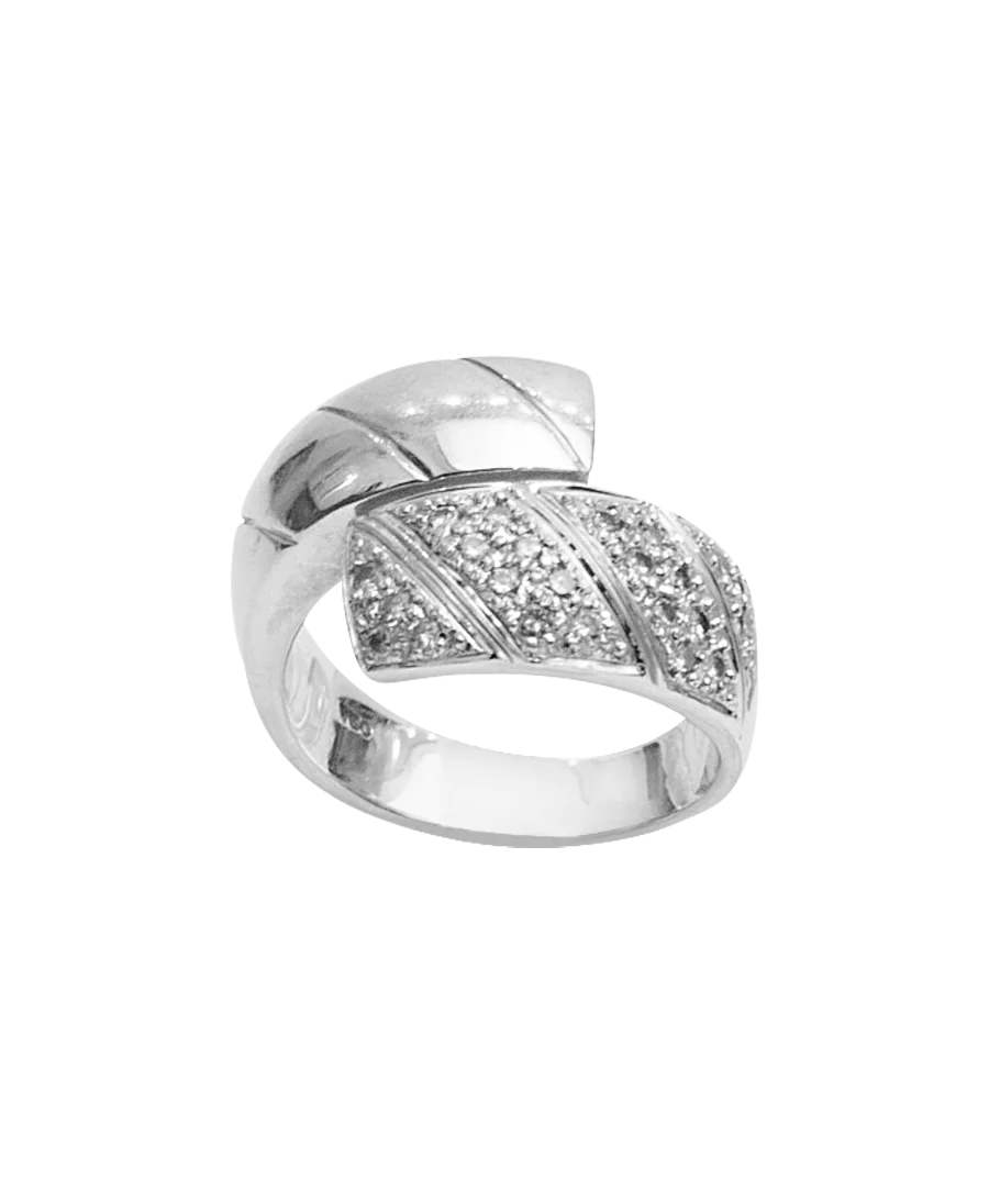 WHITE GOLD DIAMOND ring, een charismatische en betoverende ring met zijn diamanten.