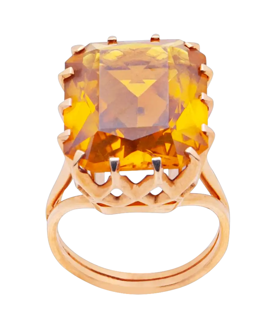 Bague CITRINE ROYALE en Or jaune 18 Carats avec 14 griffes. Disponible chez VIRTU LUXURY. Bague CITRINE ROYALE en Or jaune 18 Carats avec 14 griffes. Disponible chez VIRTU LUXURY.