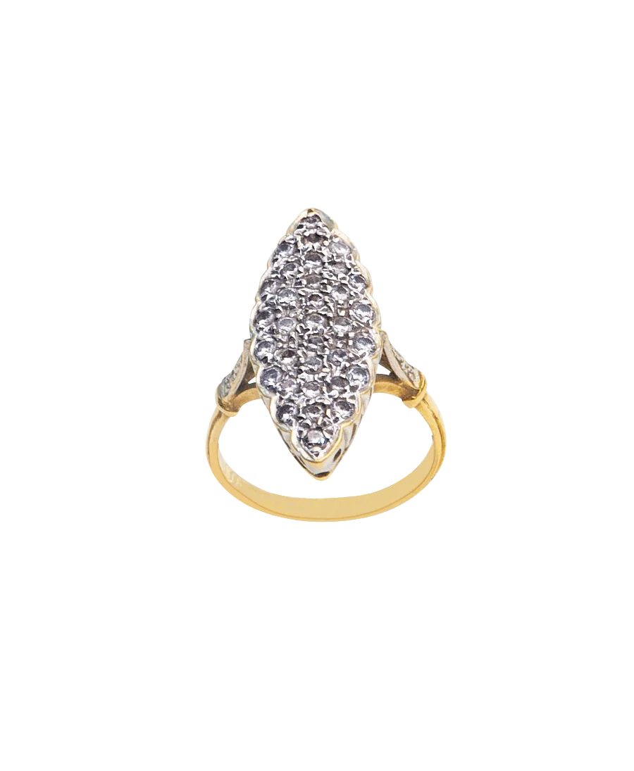 Marquise Ring in Feest met 2 wit en geel goud. Verkrijgbaar bij VIRTU LUXURY. Marquise Ring in Feest met 2 wit en geel goud. Verkrijgbaar bij VIRTU LUXURY.