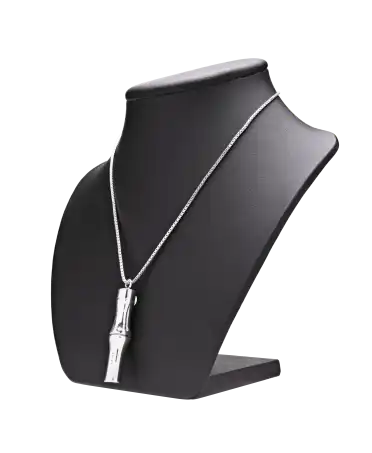 Collier en argent de chez Gucci - Gucci- marque de luxe - collier de luxe